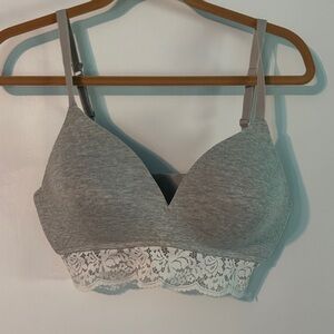 Lot of 5 bras